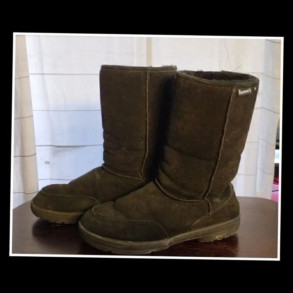 Bearpaw Meadow Suede/Sheepskin Boots 605w Black Women US 10